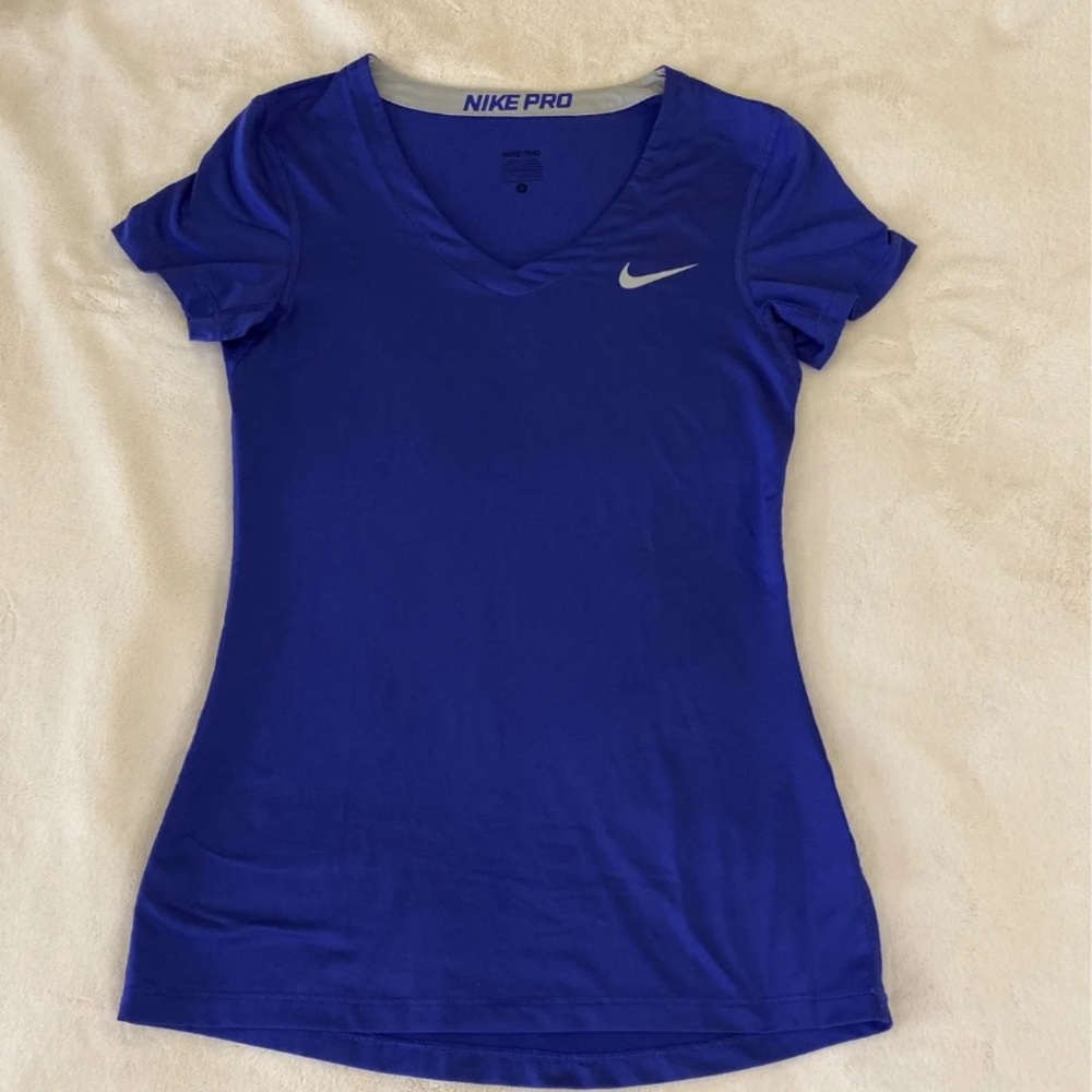 Nike Pro dri fit v neck short sleeve workout top